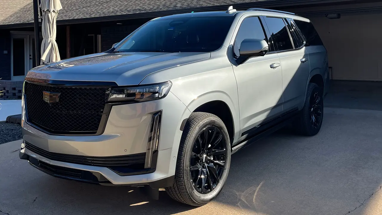 Showroom-finish detail — M&R Auto Detailing