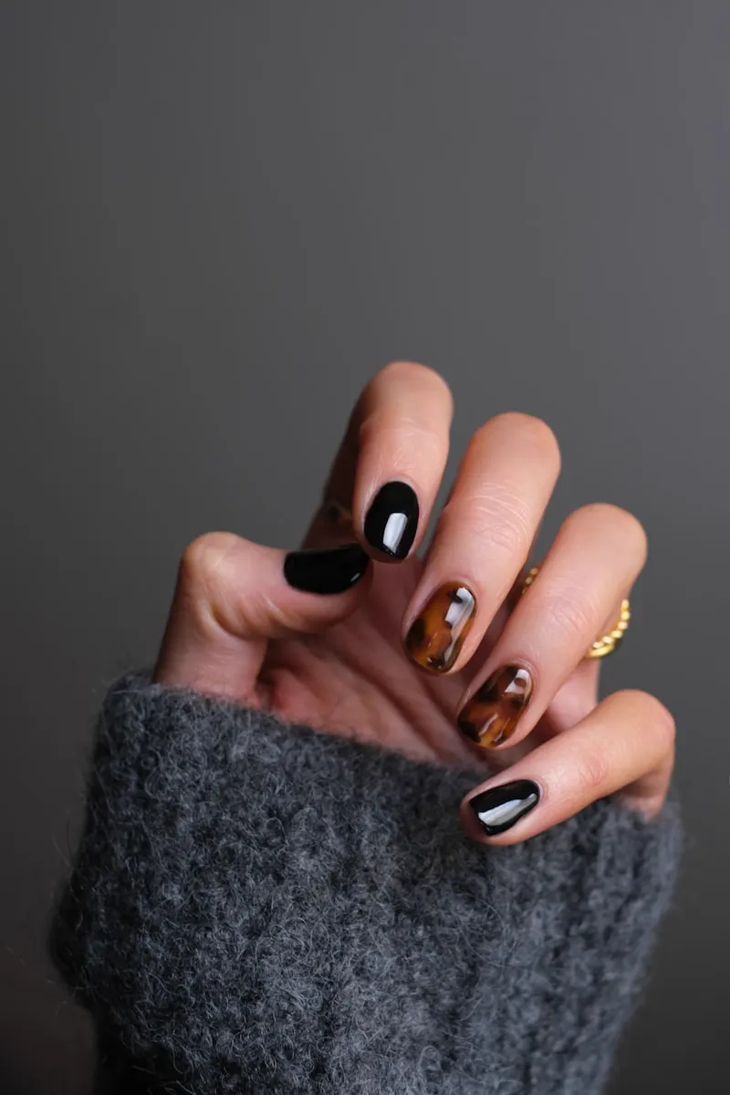 Gel manicure — Urban Nail Bar